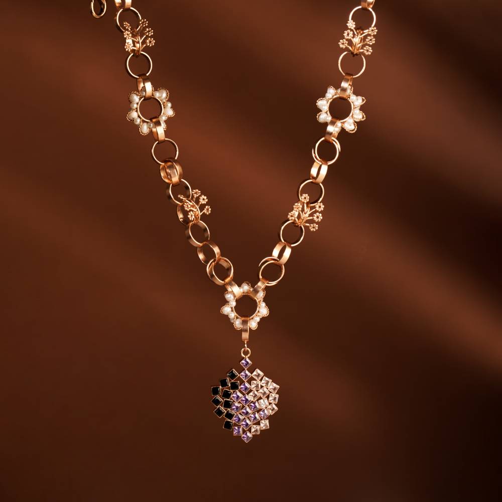 Heart Of Venus Gold Plated Link Chain Necklace : S8740