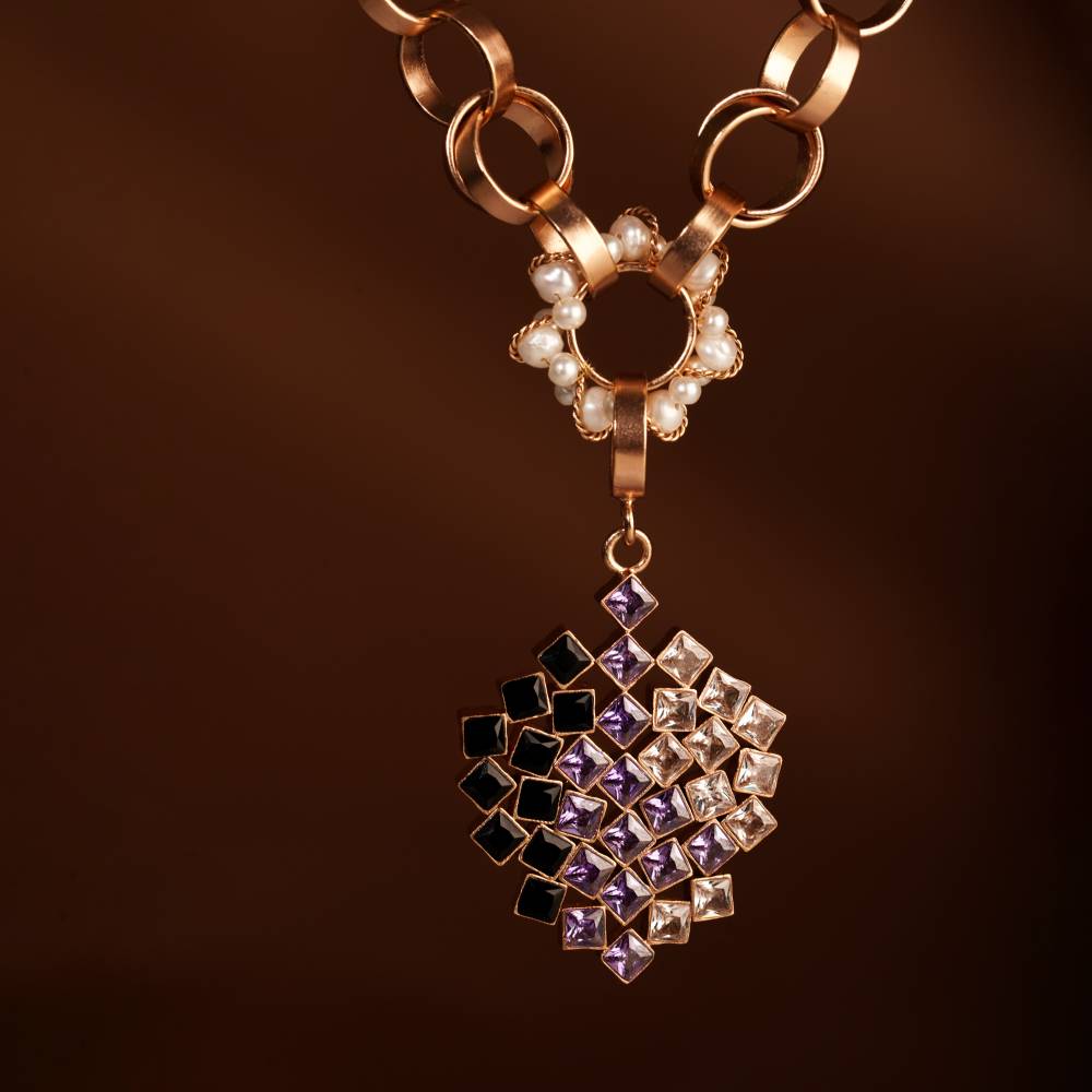 Heart Of Venus Gold Plated Link Chain Necklace : S8740