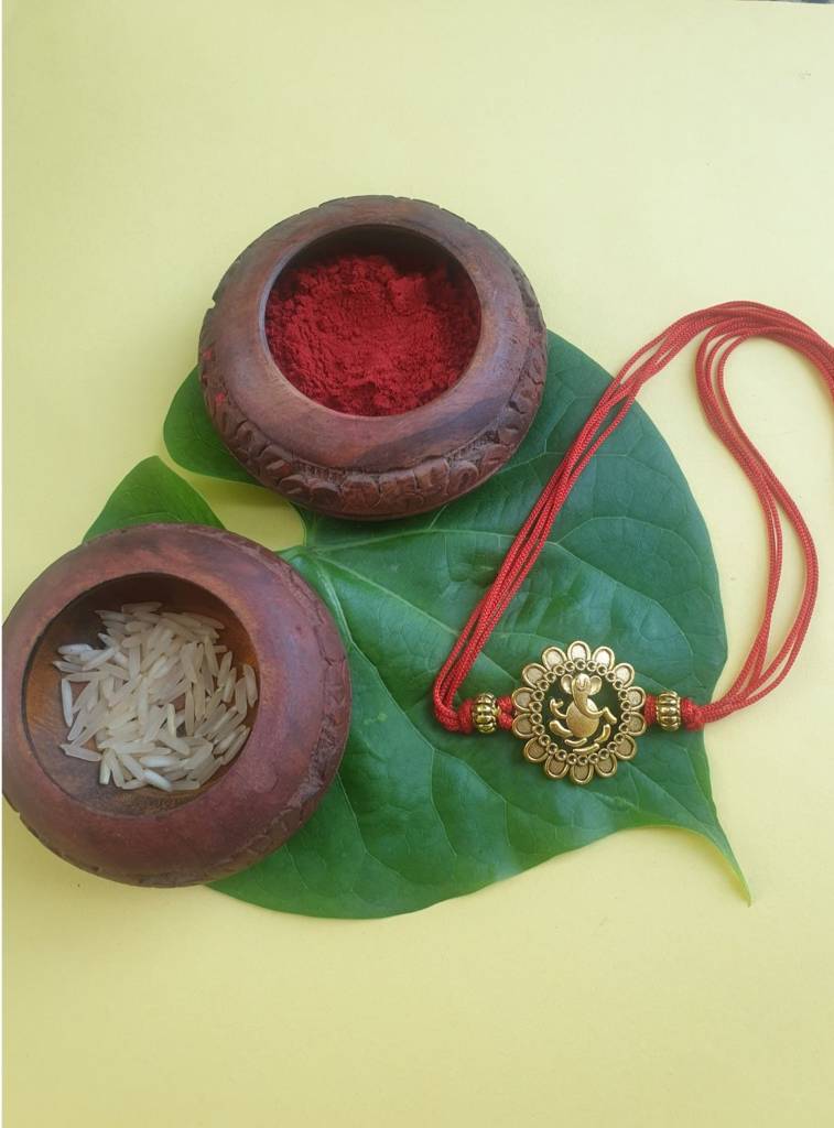 Sri Ganesha Sacred Rakhi : SACREDTHREAD1003