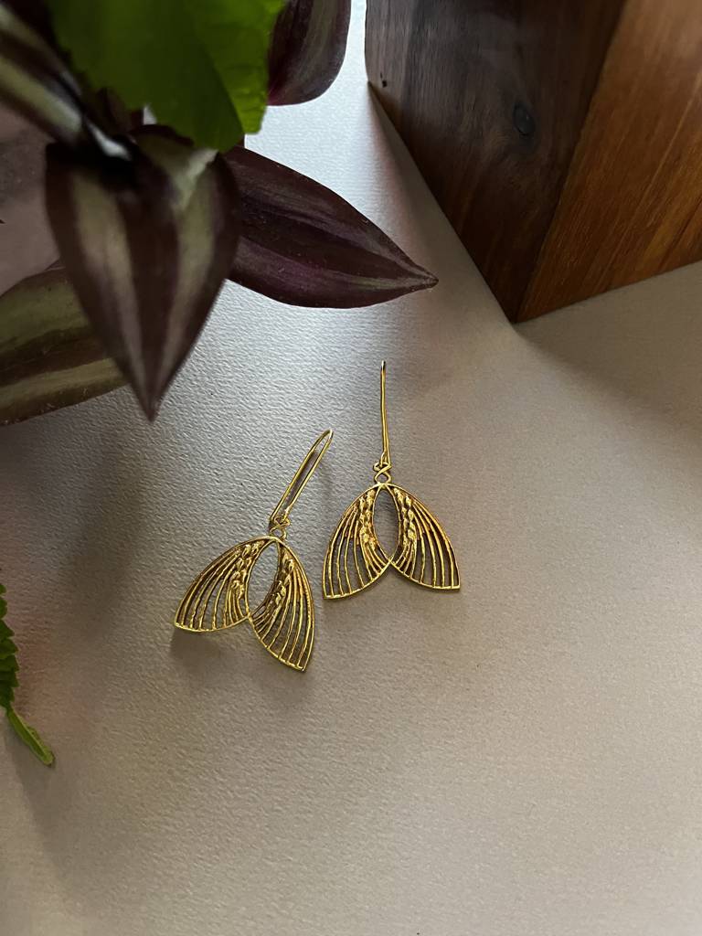 Moth Gold Earrings : SAD128_E