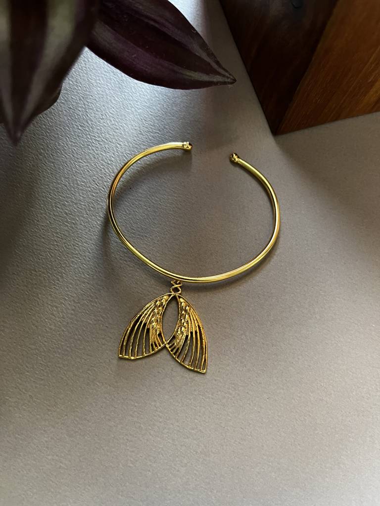 Moth Gold Bangle : SAD129_B