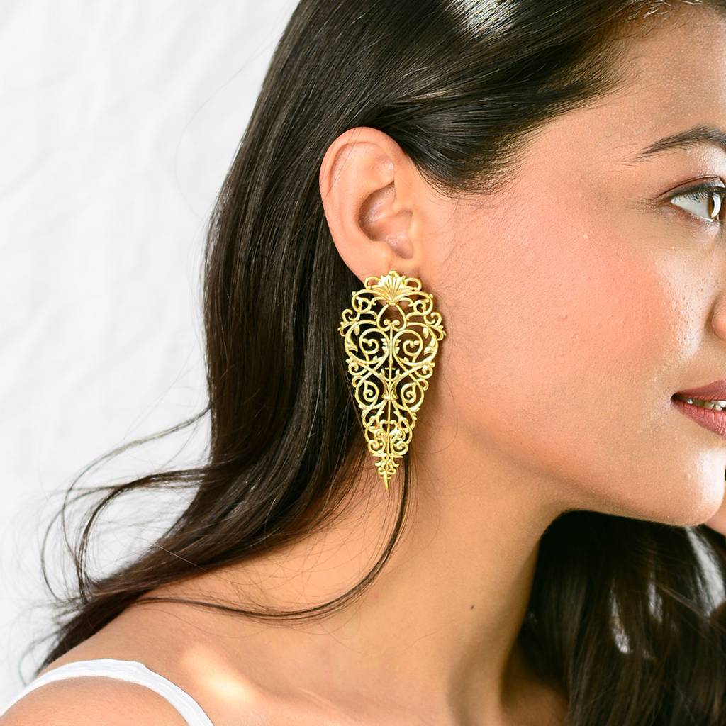 Kuari Statement Earrings