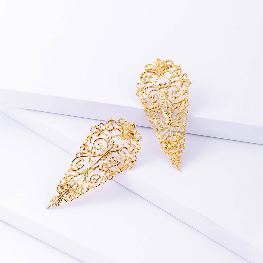 Kuari Statement Earrings