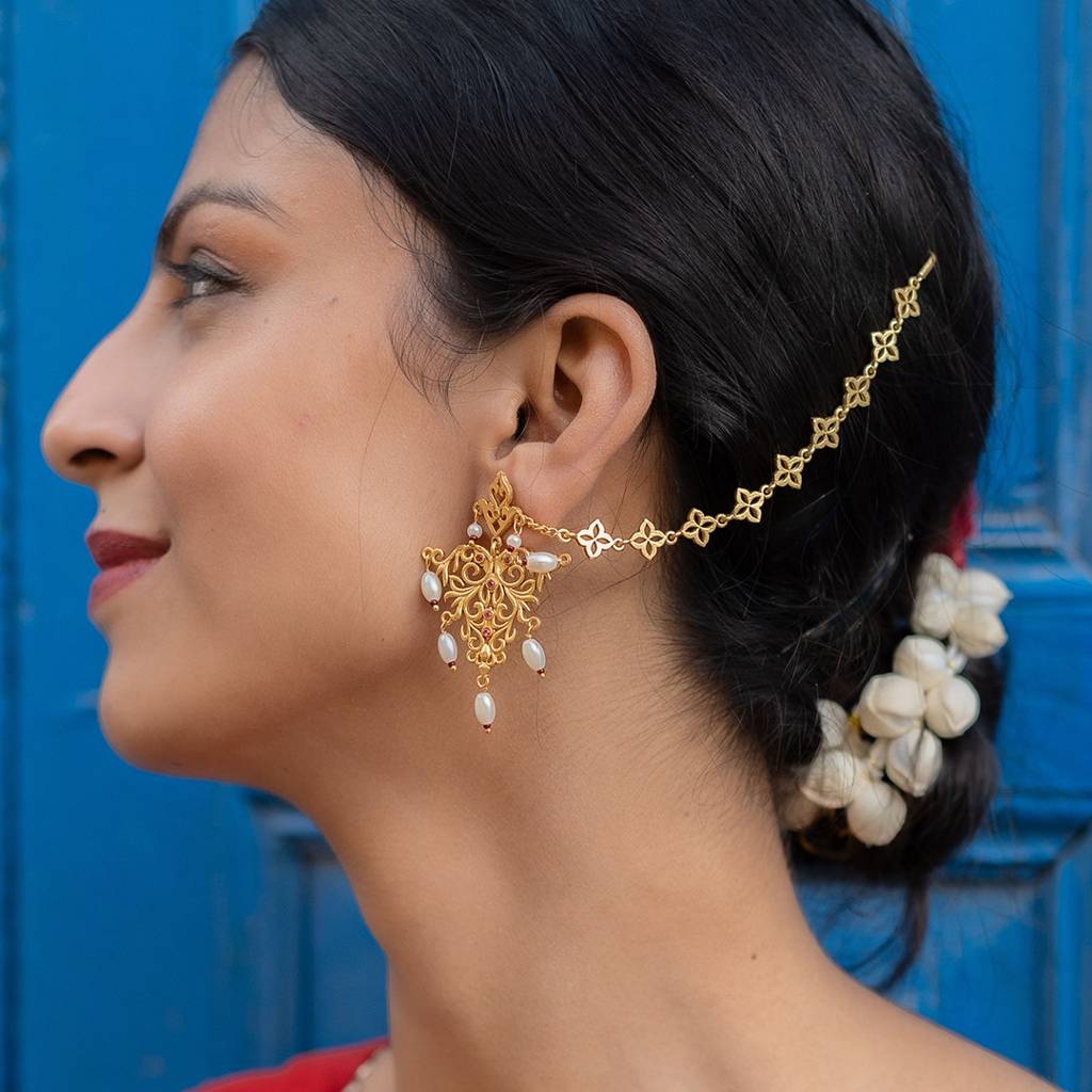 Maheen Detachable Drop Earrings : SAD295_E