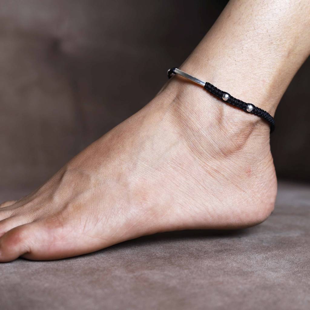 Minimalist 925 Silver Adjustable Anklet With Black String : SANK003