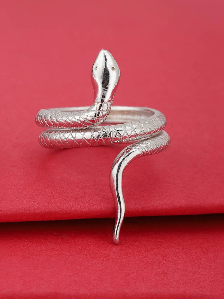 Women Silver-Toned Rhodium-Plated Textured Adjustable Finger Ring  Adjustable Brass Silver