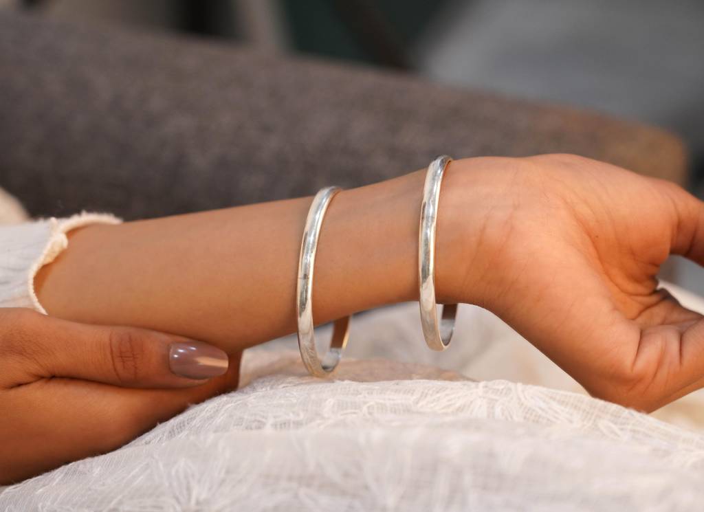 925 Sterling Silver Adya Fine Everyday Bangle : SK1020