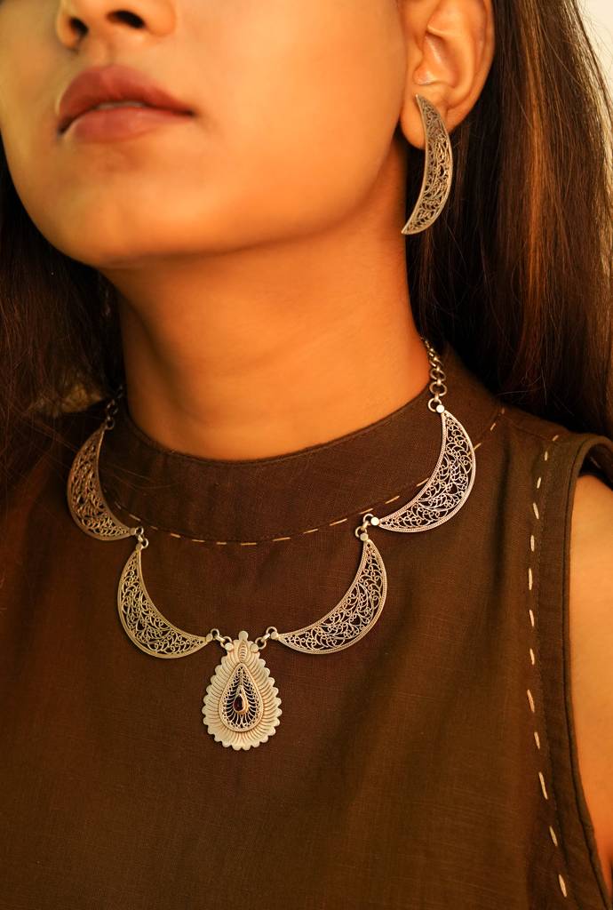 925 Sterling Silver Mizoya Intricate Crescent Moon Drop Necklace Set : SN108-1-1-1