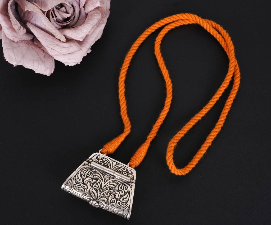 925 Sterling Silver Adya Intricate Chitai Vintage Purse Dori Necklace : SN2030