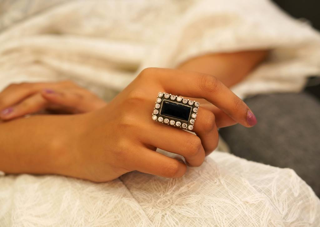 925 Sterling Silver Black Jadau Cocktail Ring : SR2033