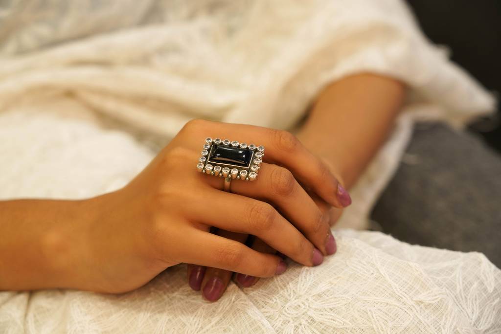 925 Sterling Silver Black Jadau Cocktail Ring : SR2033