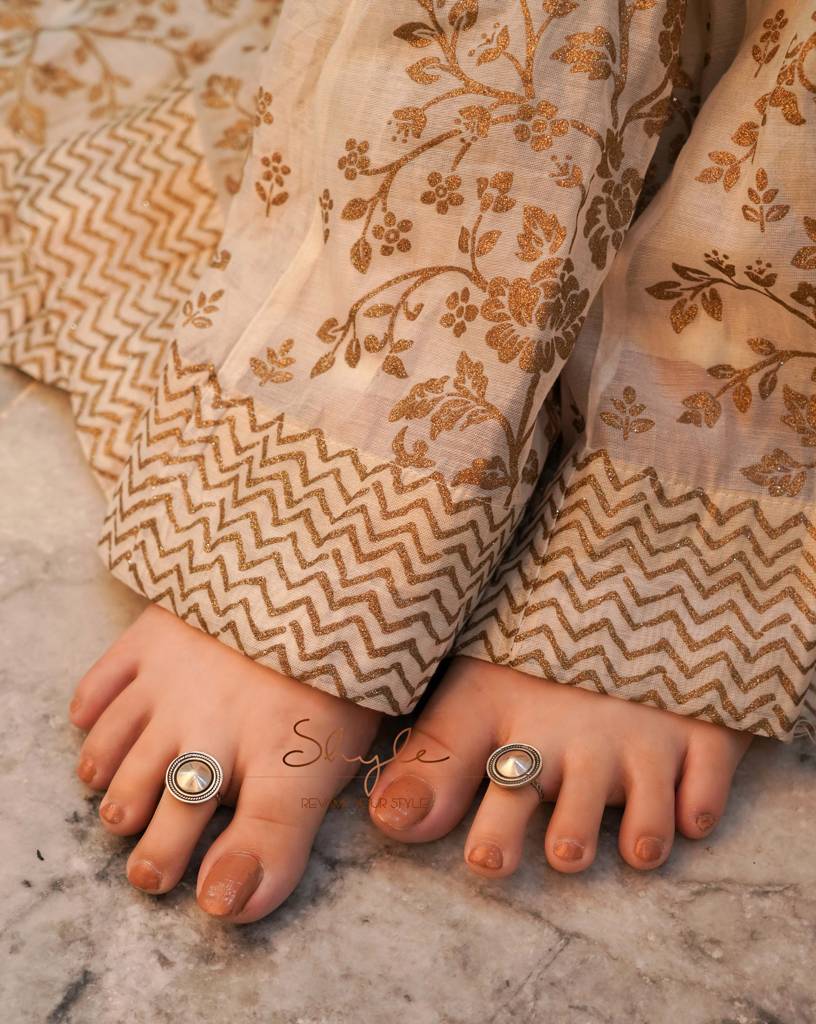 Moh Classic Top Toe Ring : SK291
