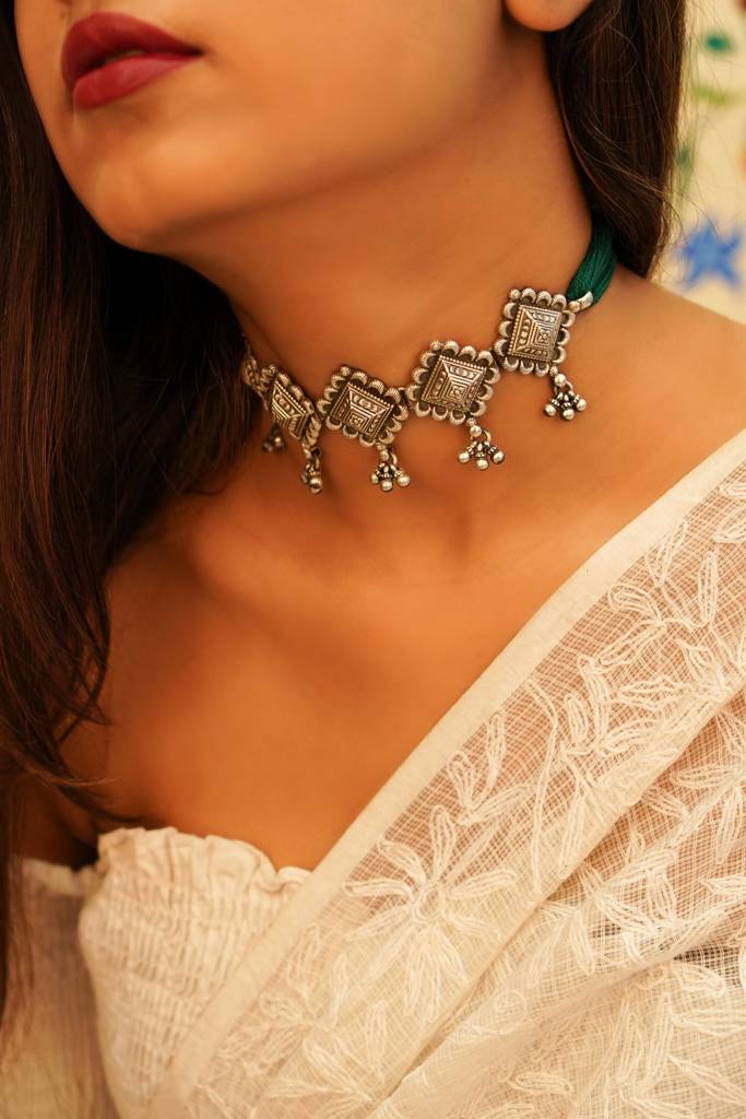 925 Sterling Silver Mizoya Embossed Motif Ghughri Sequence Choker : SN1140-1-1