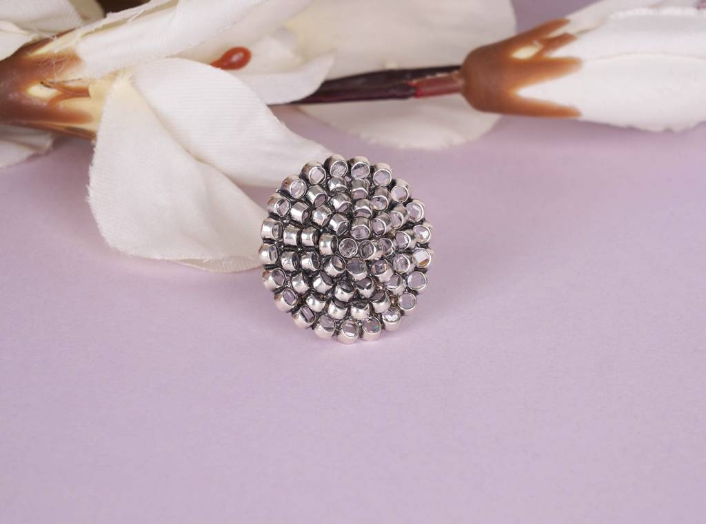 925 Sterling Silver Scintillating Flower Motif Ring : SR1013-1-1