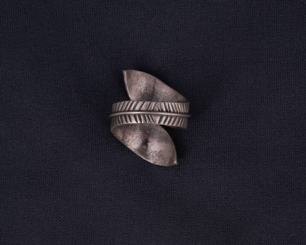 925 Sterling Silver Intricate Dual Leaf Ring : SR1013