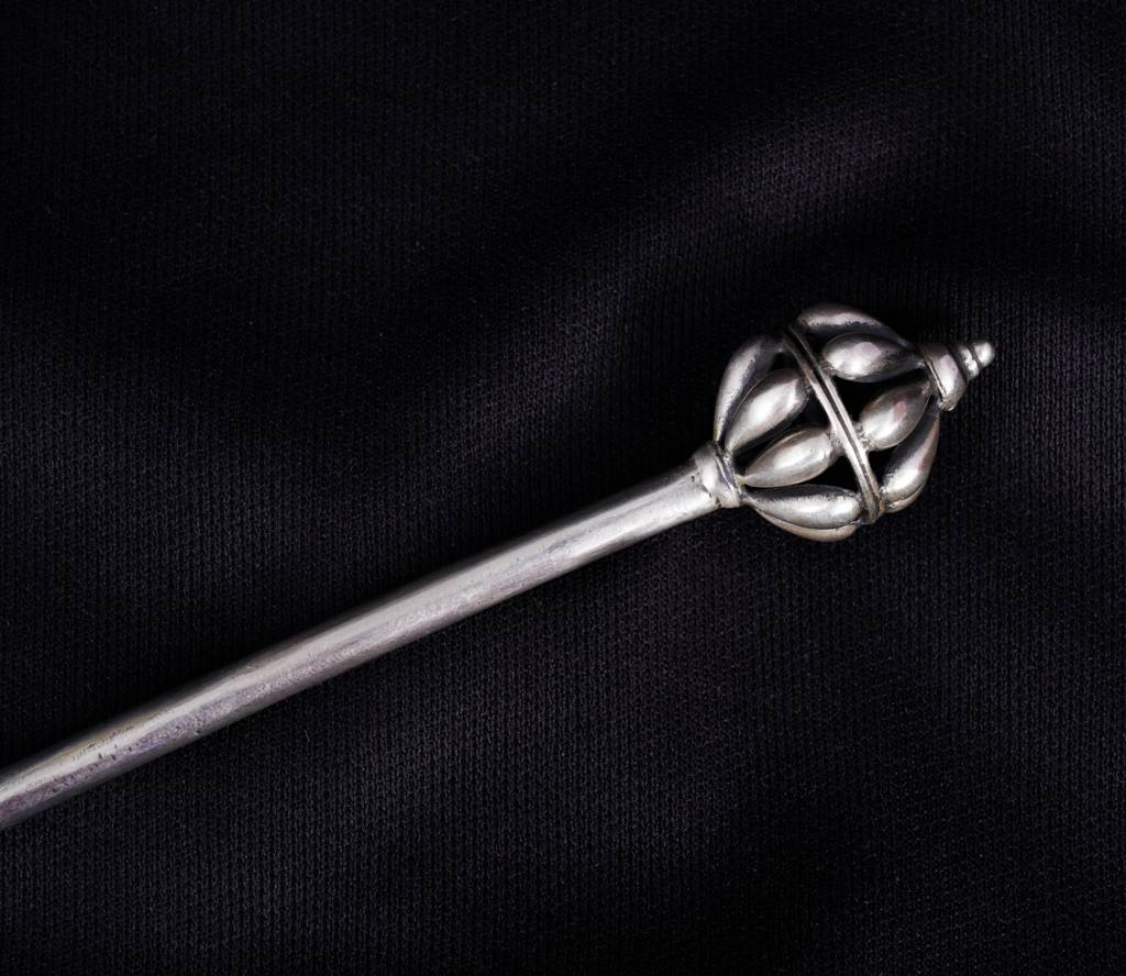 Mizoya Embossed Motif Juda Pin : SJ011