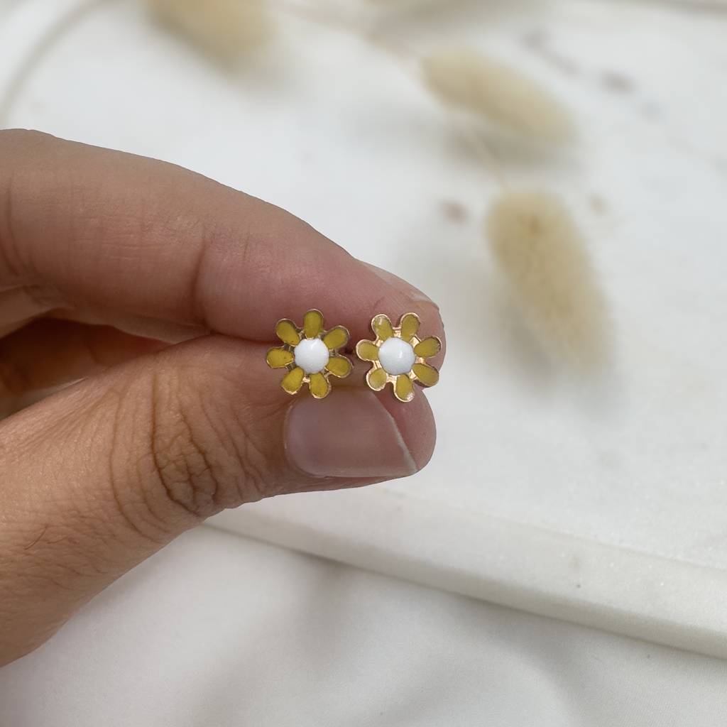 Gold Plated Stainless Steel Daisy Second Piercing Studs (Yellow) : (S)E-FL-1-Y