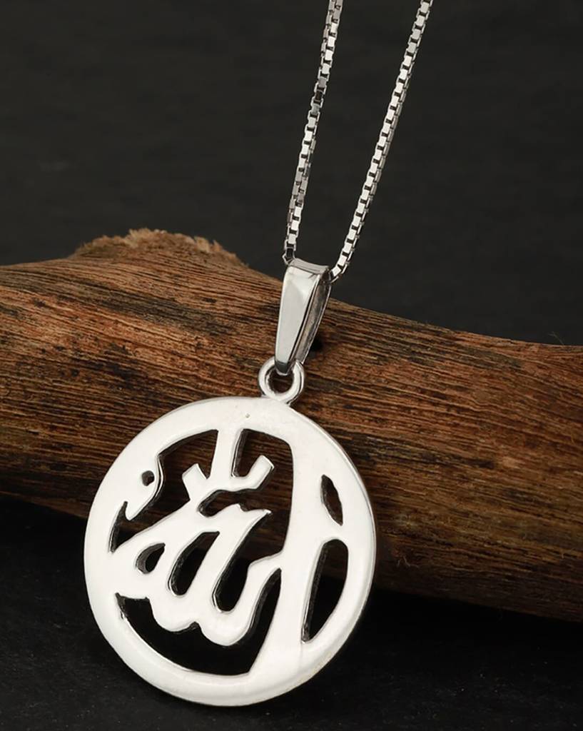 Carlton London Rhodium Plated 925 Sterling Silver Pendant With Chain : SILN232
