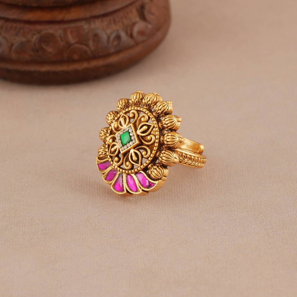 Beautiful Antique Gold Ruby Stone Adjustable Finger Ring : SJ401