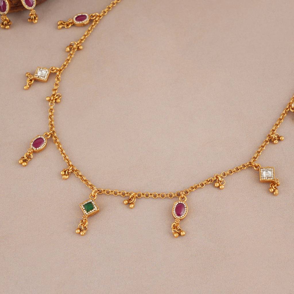 Elegant Sleek Multicolor Stone String Necklace Set : SJ435