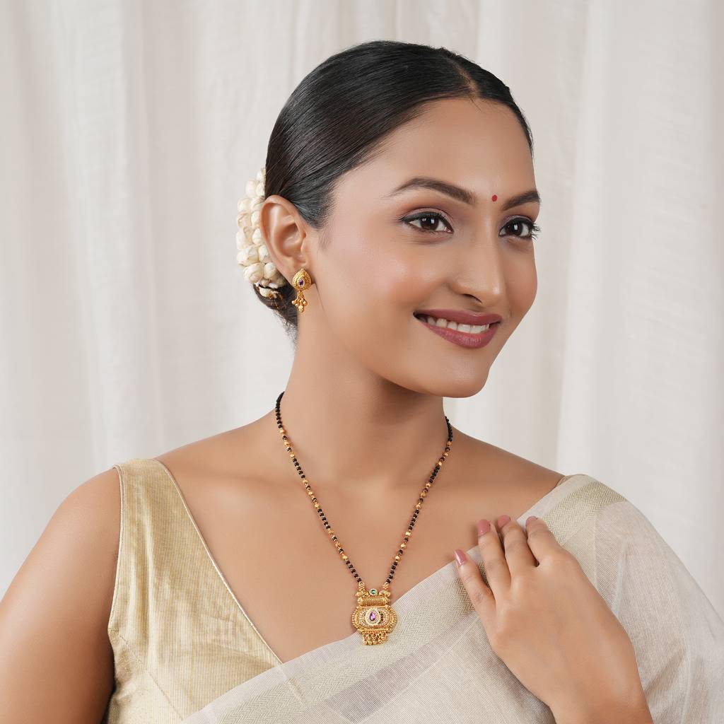 Traditional Antique Gold High Polish Mangalsutra Set : SJ441