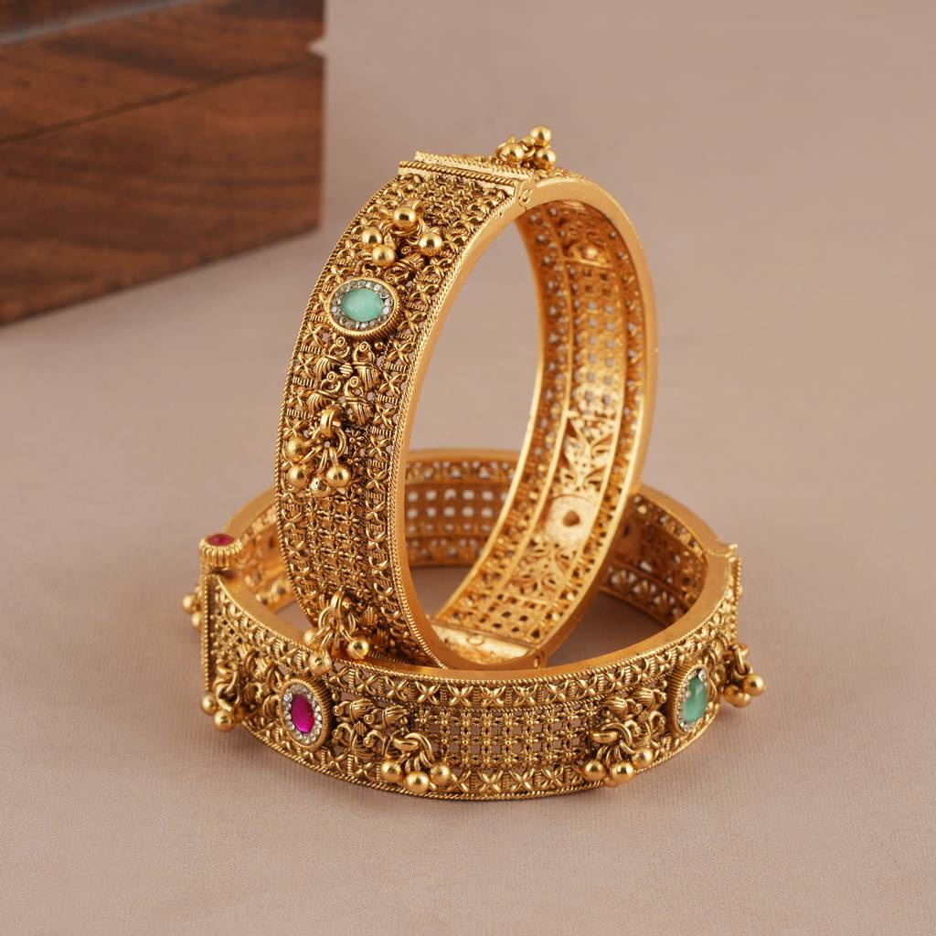 Amazing Antique Gold Stone Broad Openable Bangle Set : SJ449