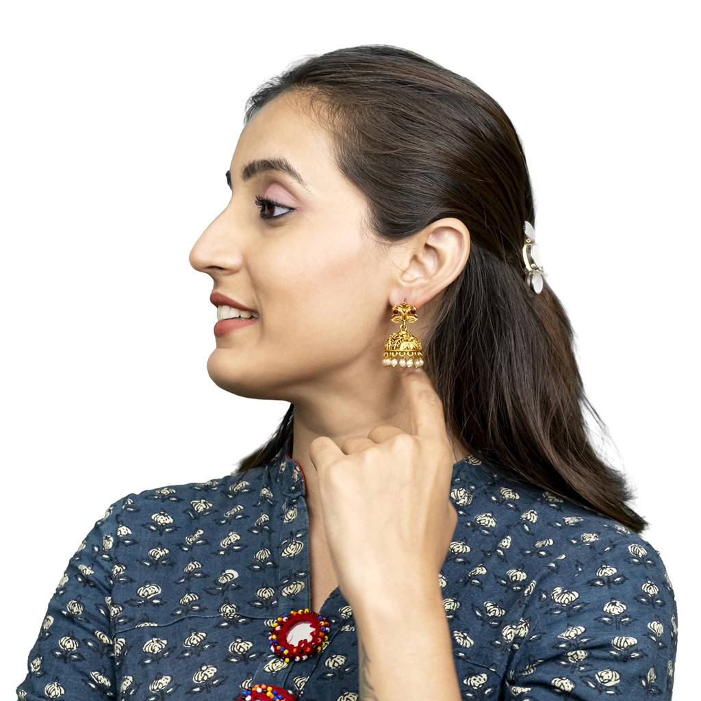 Traditional Indian Temple Jewellery Inspired Matte Gold-Plated Medium Size Jhumka Earrings With Kundan & Pearl For ( : SJE_309