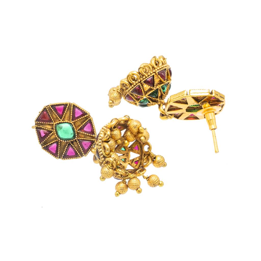 Traditional Indian Temple Jewellery Inspired Matte Medium Sized Gold-Plated Jhumka Earrings With Kundan & Pearl For  : SJE_318