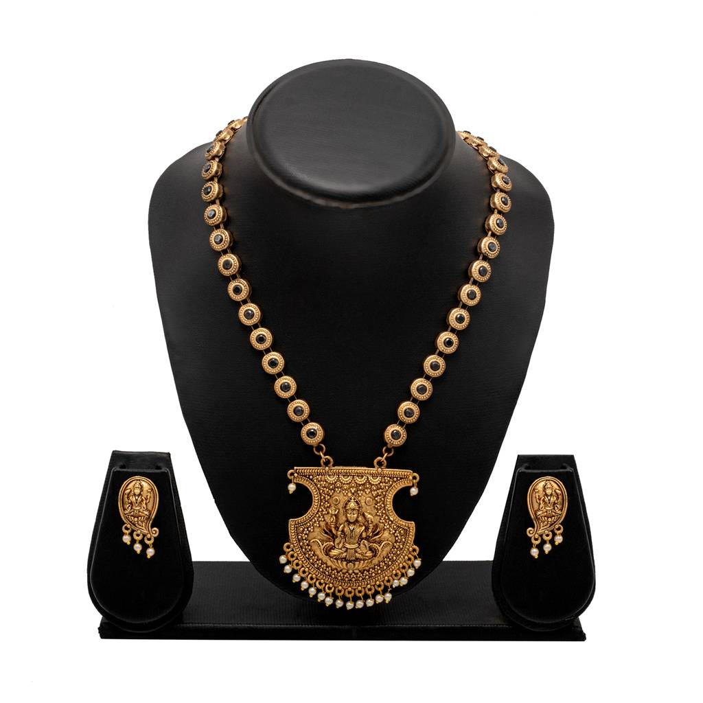 Traditional Indian Antique Gold Plated Kundan, Cz Studded Pendant Necklace With Matching Earring & Pearls Jewelle : SJN_294_BK