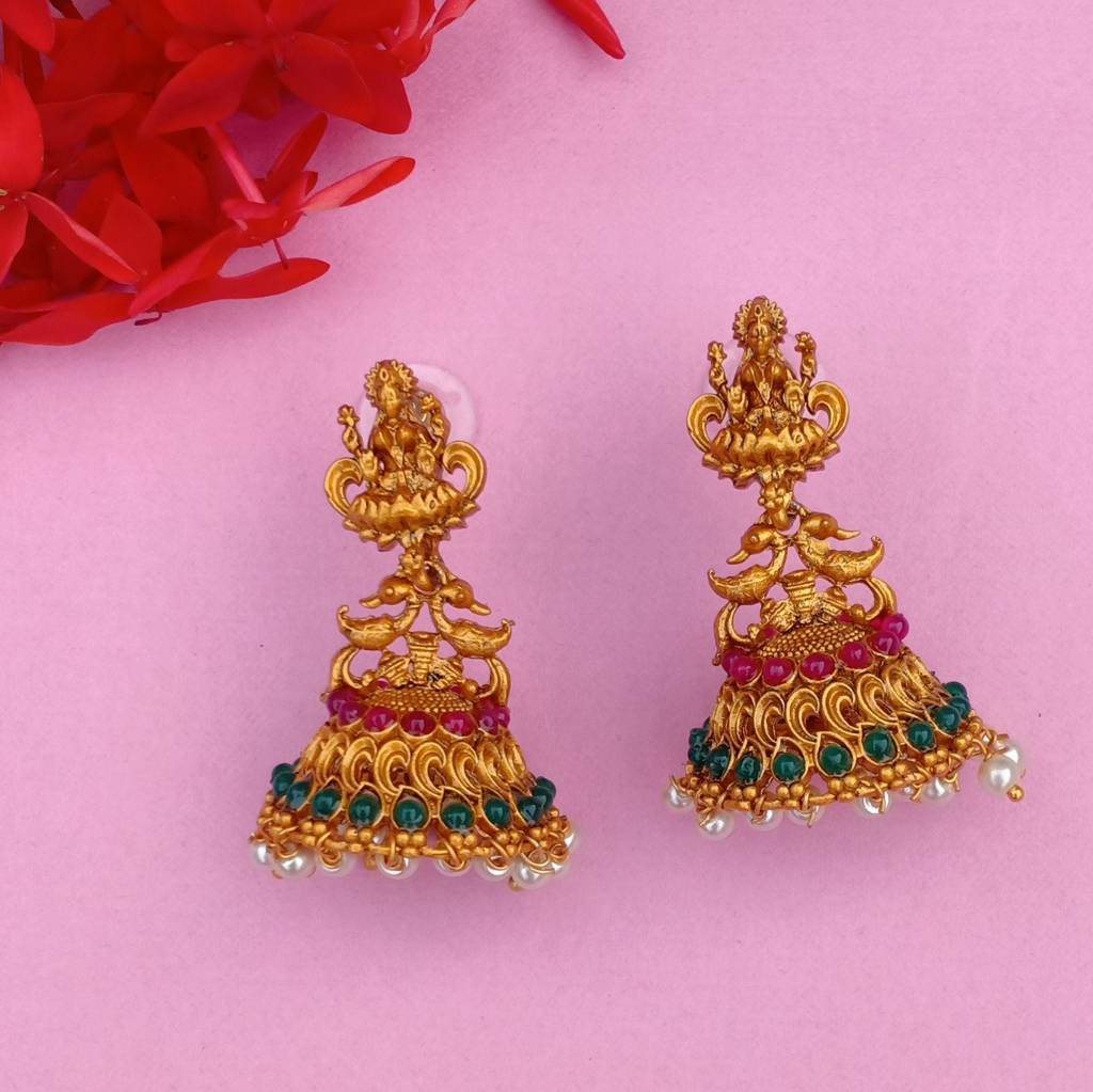 Estele Gold Plated Divinely Crafted Lakshmi Ji Temple Necklace Set With Crystals And Pearl : OS-5161-MEHNKER