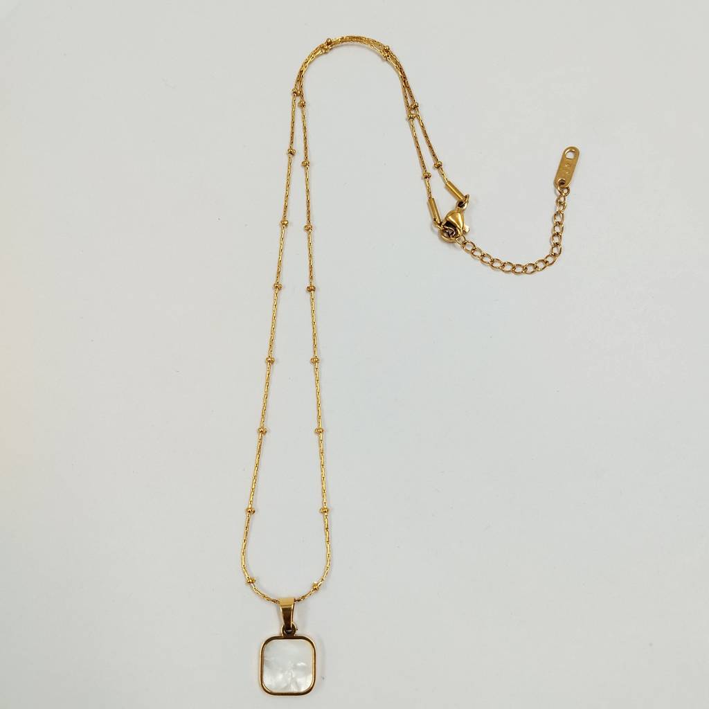 Gold Plated Stainless Steel Kayla Necklace (White) : (S)N-D-5-0