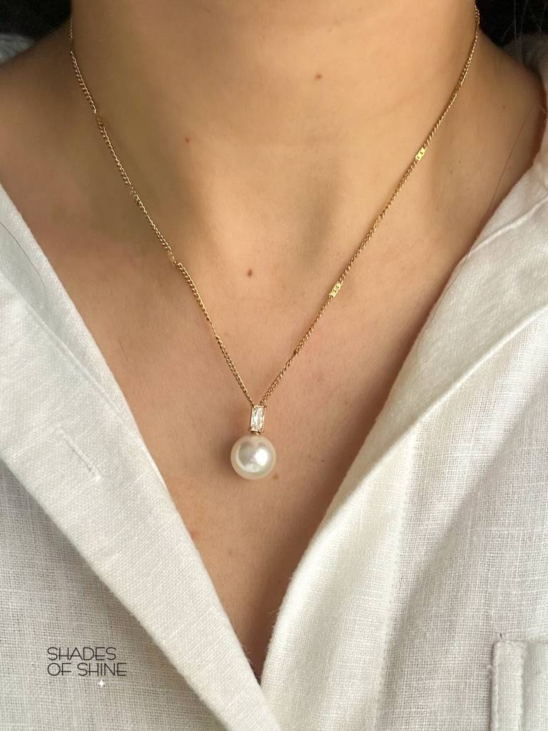 Gold Plated Stainless Steel Lexi Pearl Necklace : (S)N-P-2-0