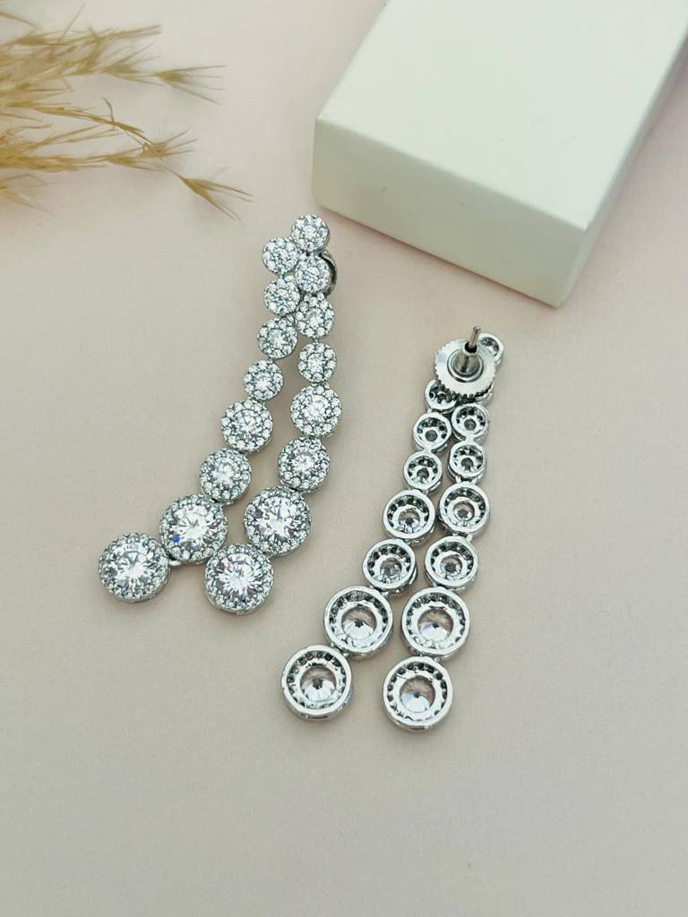 Sophisticated Silver Plated American Diamond Necklace-Spaddmnc20R01 : SPADDMNC20R01