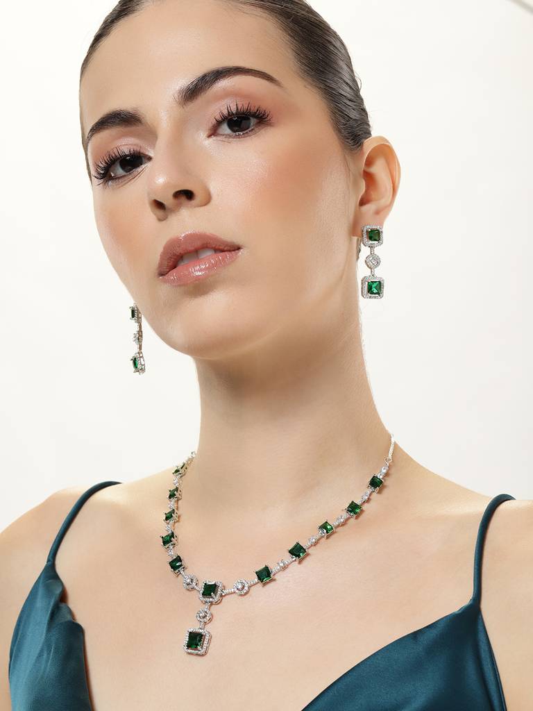 Stylish Silver Necklace Set Studded With Sparkling American Diamonds : SPADNCFireGreen