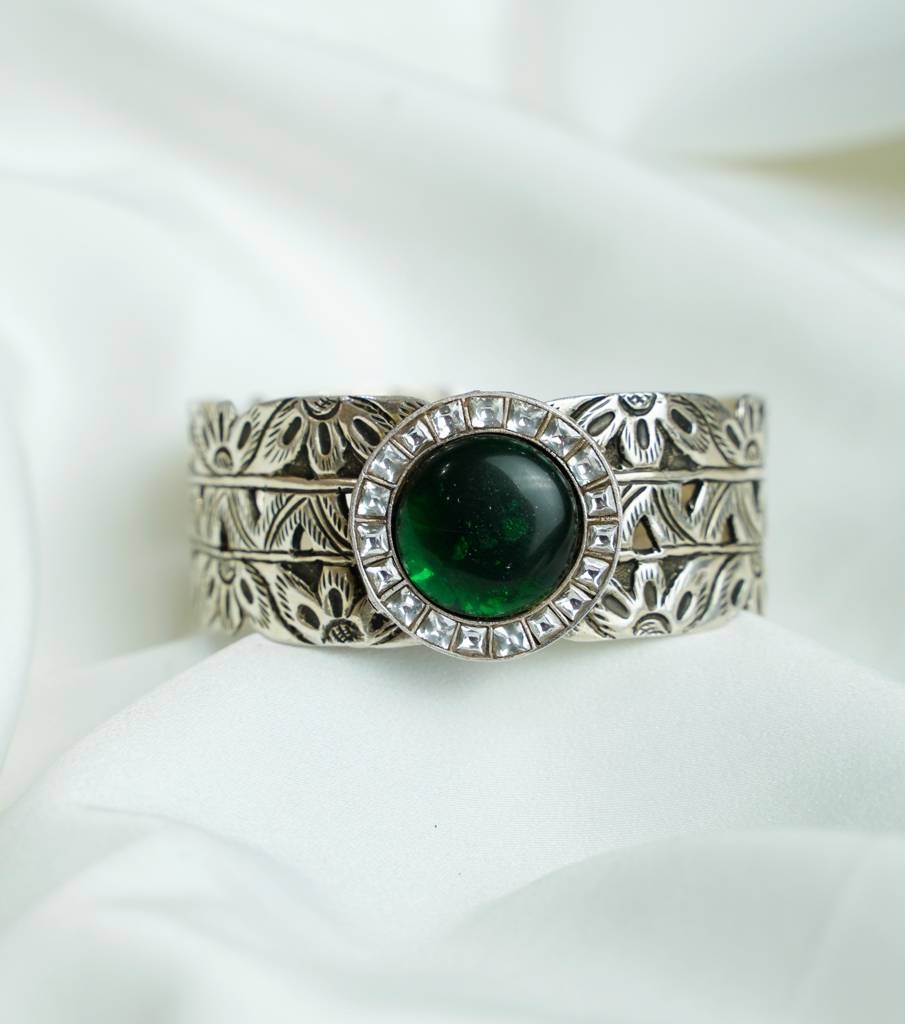 Anokhi Emerald Fusion Cuff : SPFSCUFF03