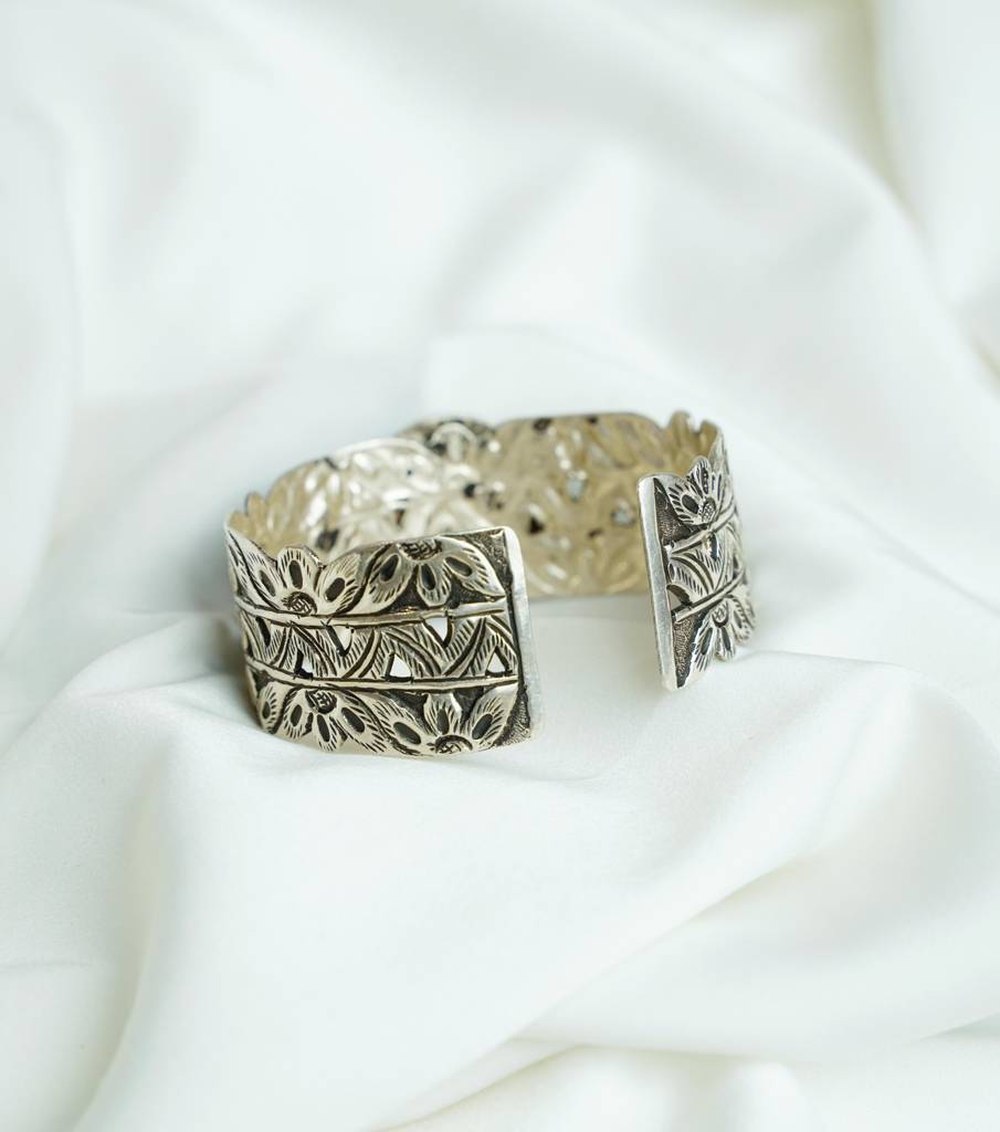 Anokhi Emerald Fusion Cuff : SPFSCUFF03