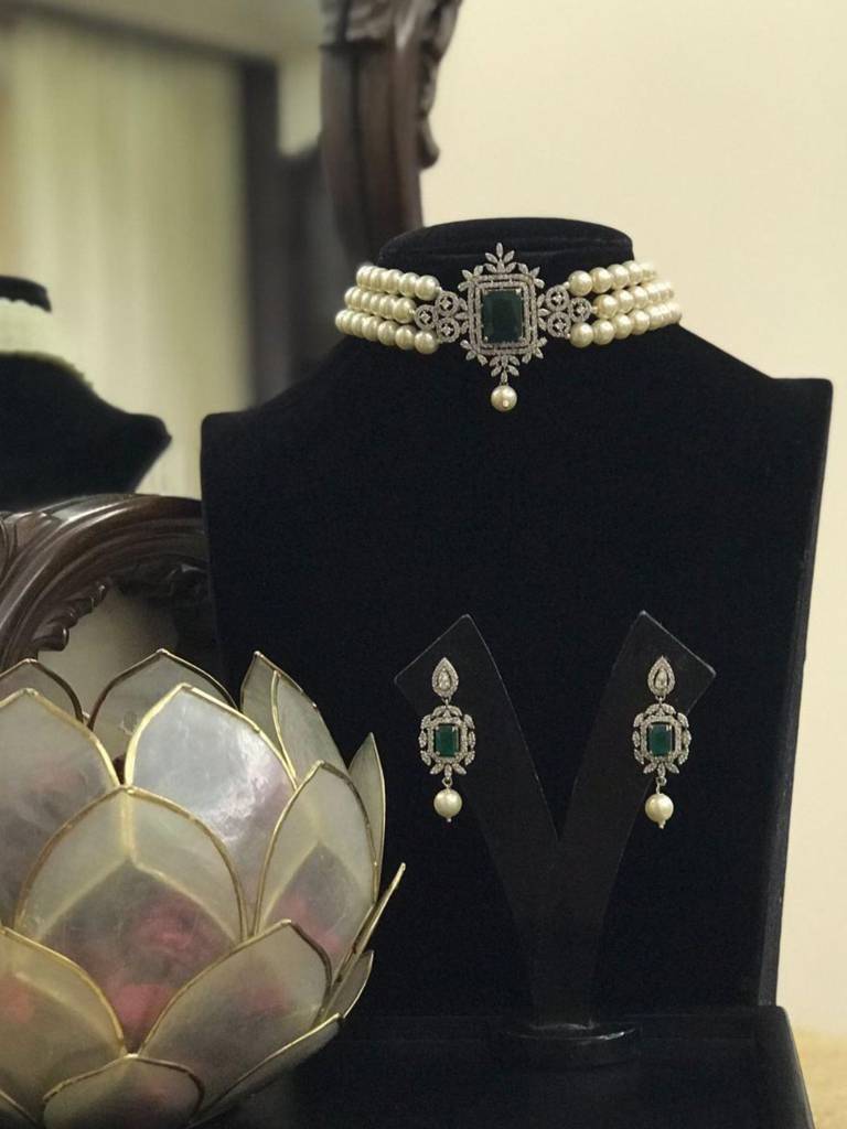 Silver Necklace Set With Radiant American Diamond Sparkle : SPHCNCPearl01