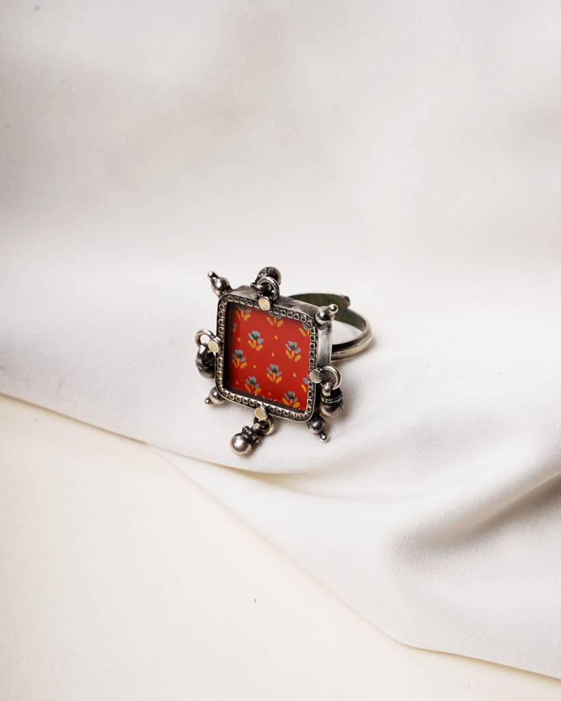 Red Handcrafted Hasthkala Ring : SPHKRING06