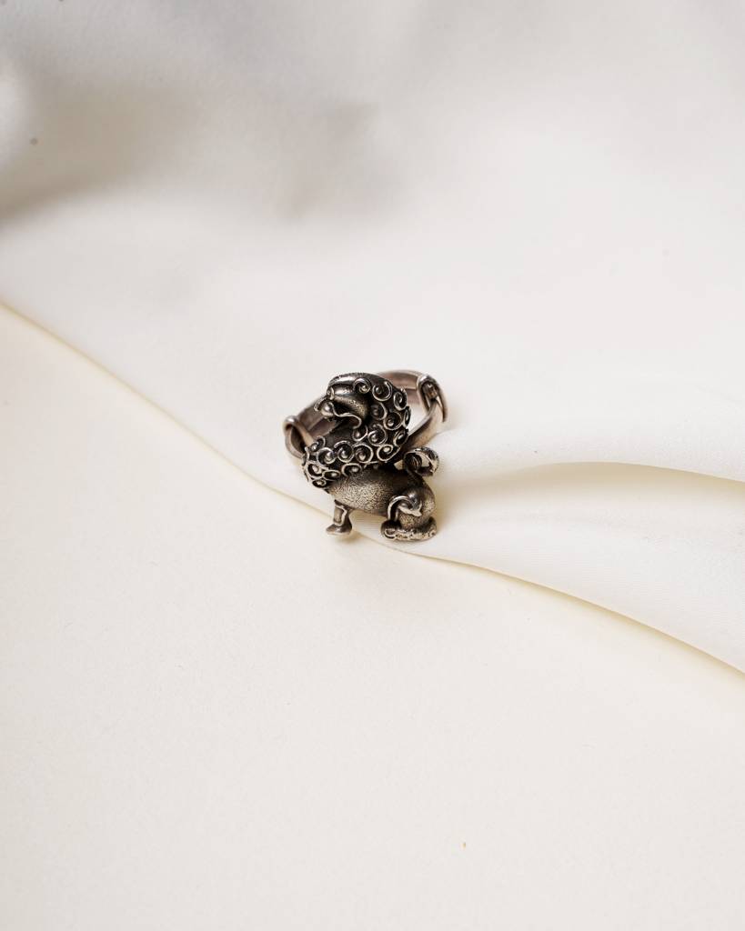 Majestic Lion Ring - 92.5 Silver : SPPSRING06