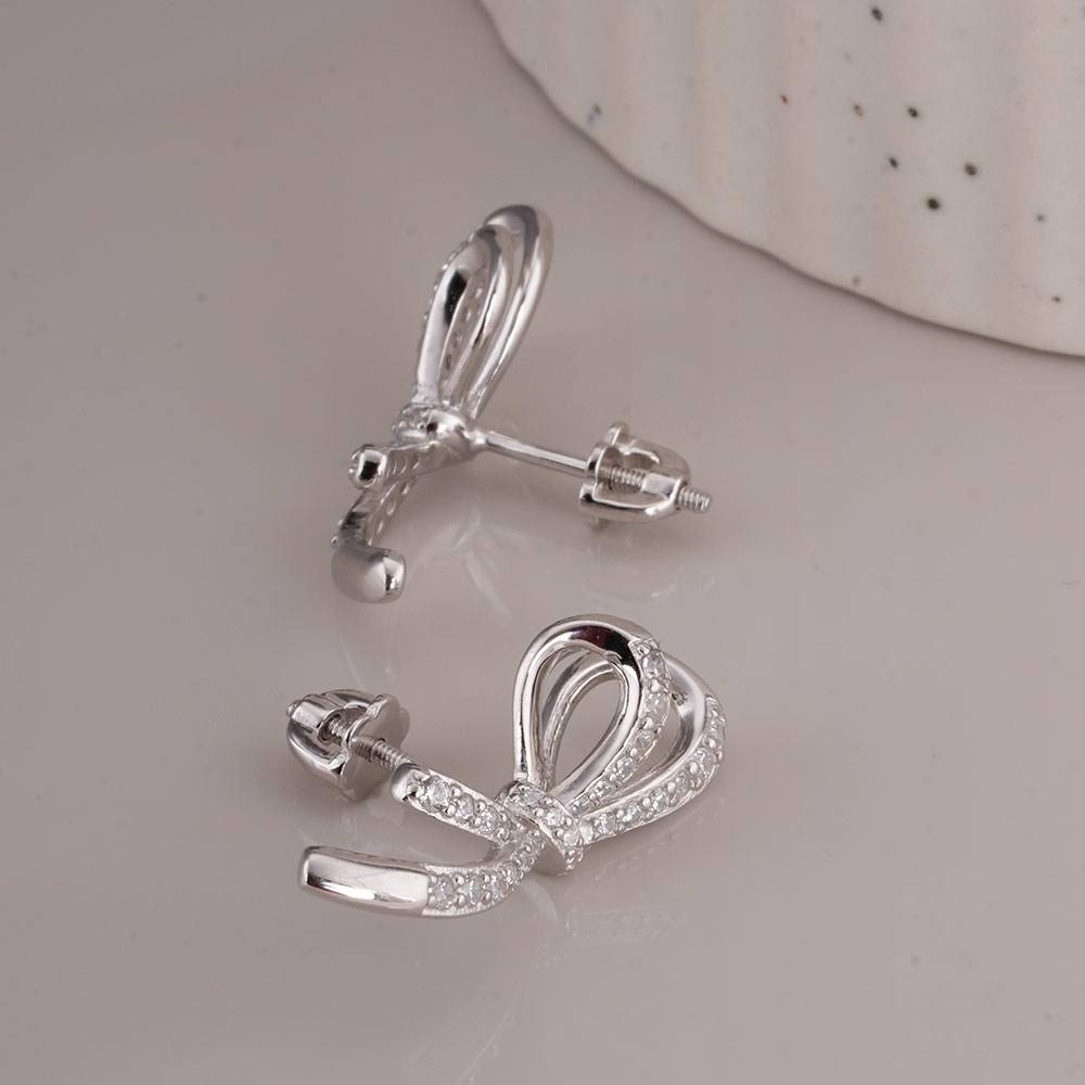 925 Sterling Silver Classic Bow Stud Earrings : SRWER12