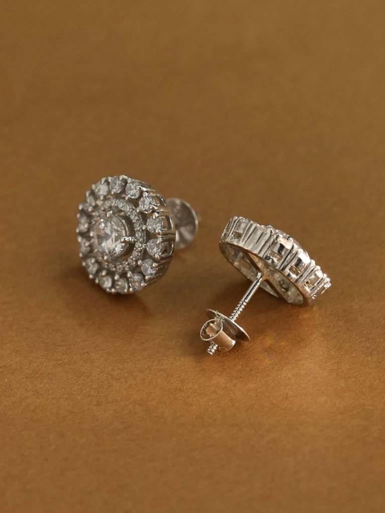 925 Sterling Silver Sparkling Round Cz Stud Earrings : SRWER141