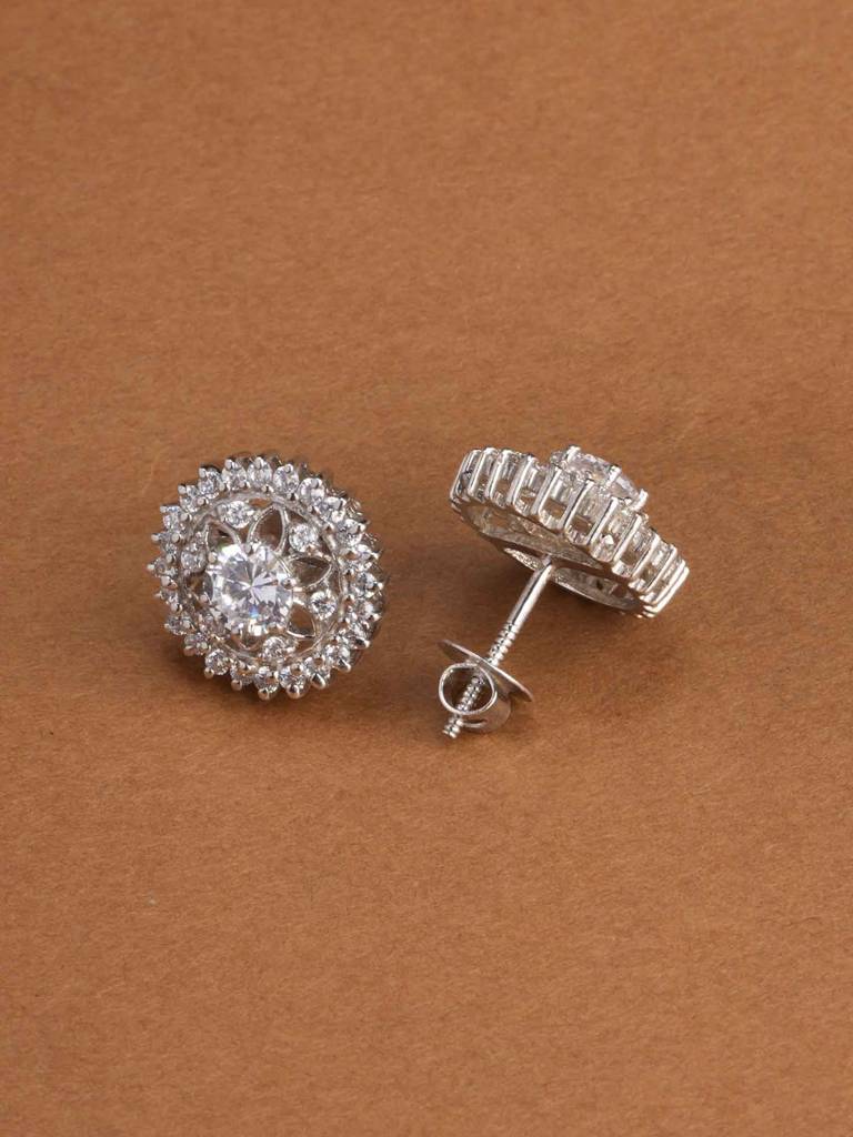 925 Sterling Silver Dazzling Flower Cz Stud Earrings : SRWER142
