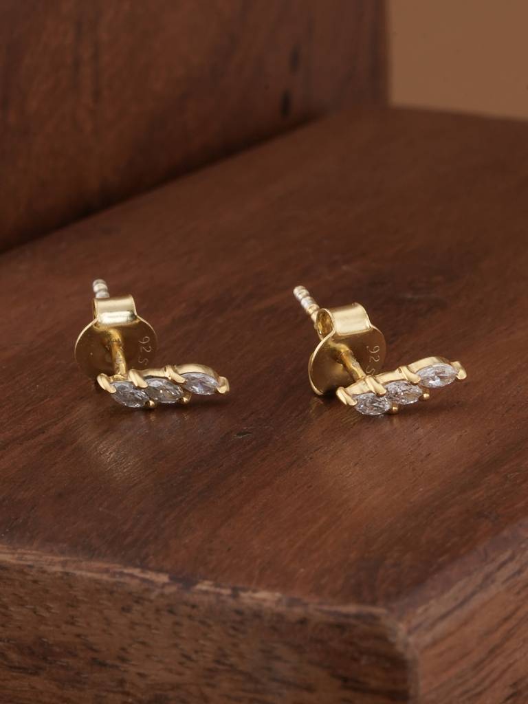 925 Sterling Silver Minimalist Flare Studs : SRWER14