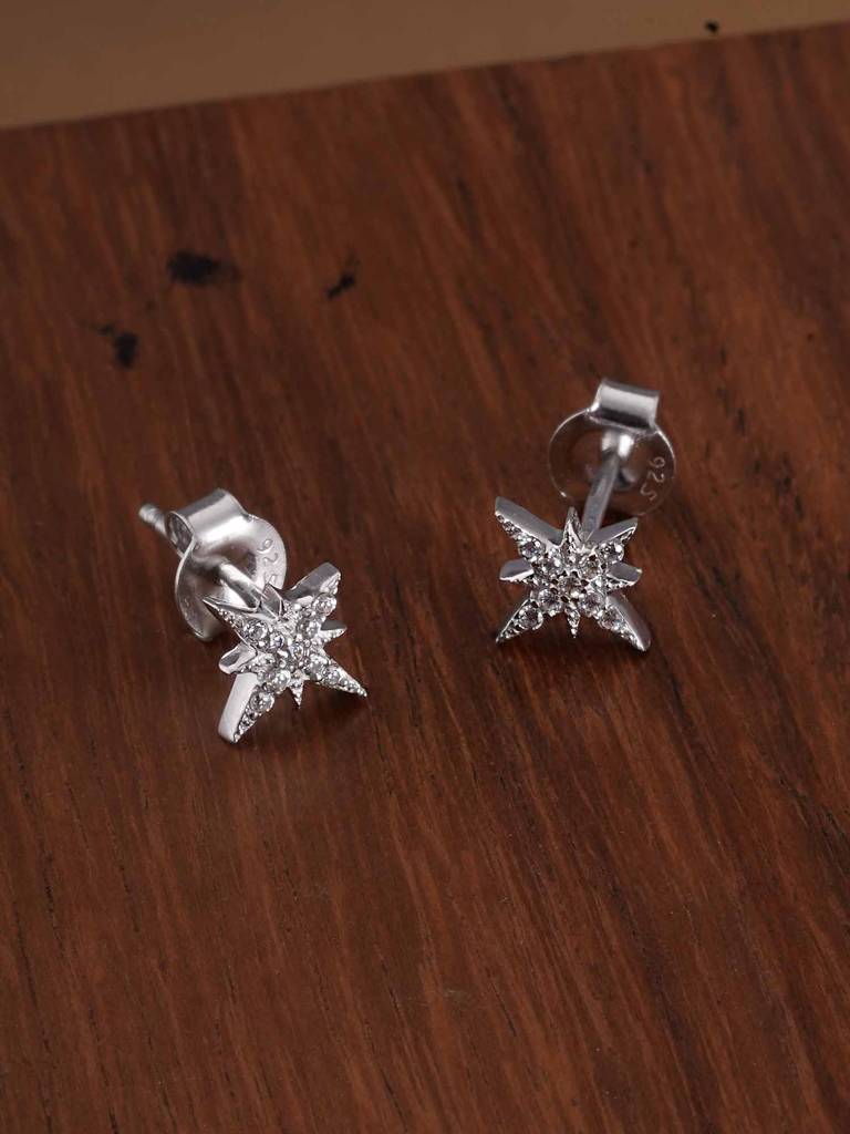 925 Sterling Silver Cosmic Dust Star Studs : SRWER16