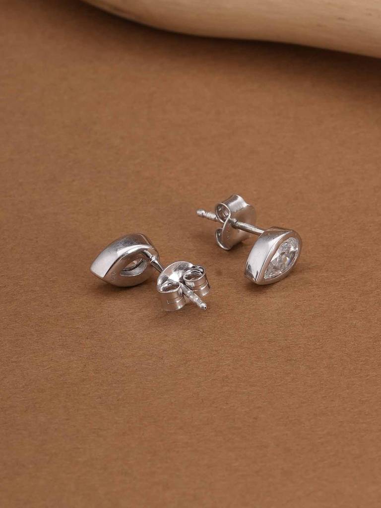 925 Sterling Silver Classic Pear Earrings : SRWER25