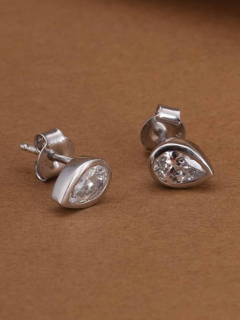 925 Sterling Silver Classic Pear Earrings : SRWER25