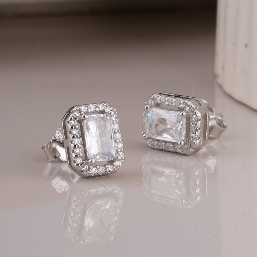 925 Sterling Silver Emerald Cut Crystal Stud Earrings : SRWER3