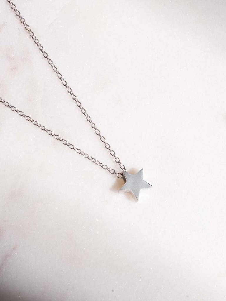 925 Sterling Silver Minimalist Star Necklace : SRWNC23
