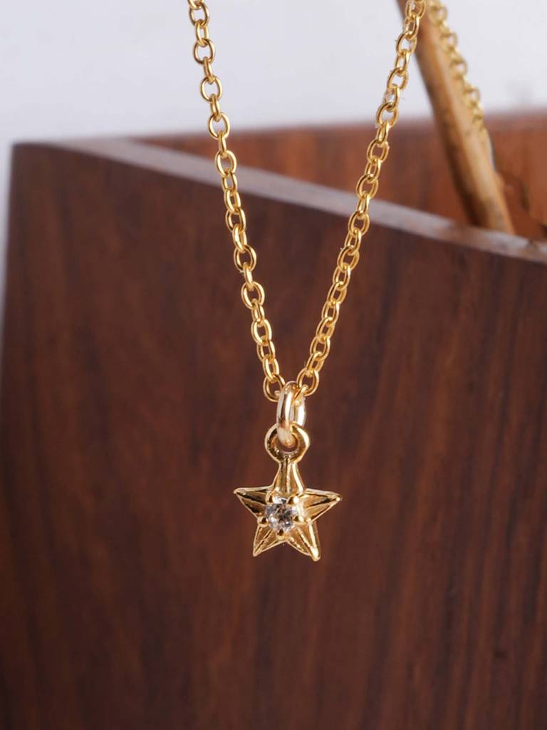 925 Sterling Silver Small Star Charm Necklace : SRWNC28