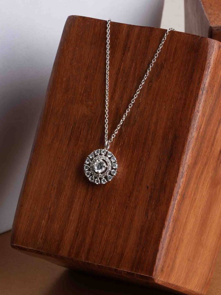 925 Sterling Silver Sparkling Round Cz Necklace : SRWNC73